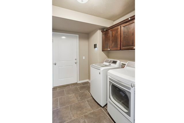 592 W 3550 S, Riverdale, UT 84405