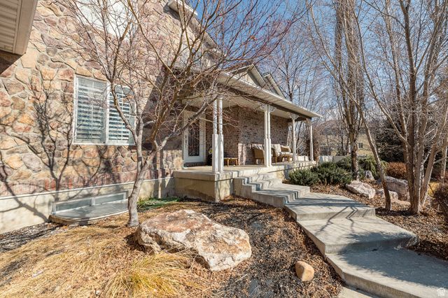 592 W 3550 S, Riverdale, UT 84405