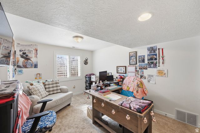 592 W 3550 S, Riverdale, UT 84405