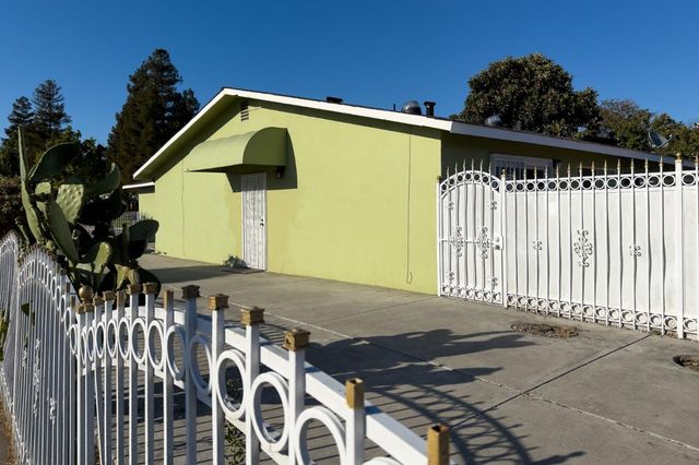 608 Balfour Drive, San Jose, CA 95111