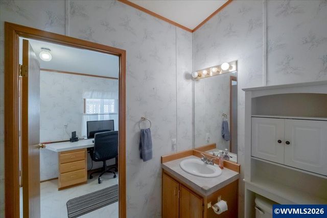 1401 W Ellendale Av 19, Dallas, OR 97338