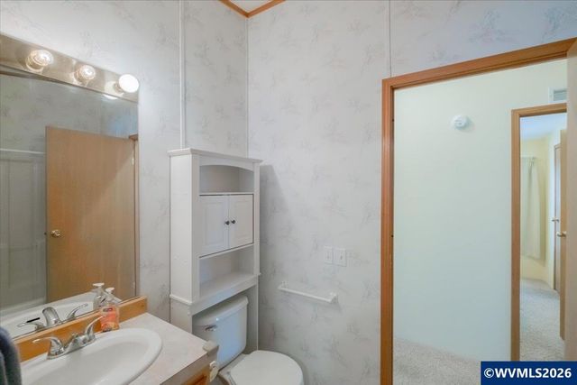 1401 W Ellendale Av 19, Dallas, OR 97338