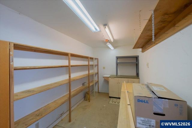 1401 W Ellendale Av 19, Dallas, OR 97338