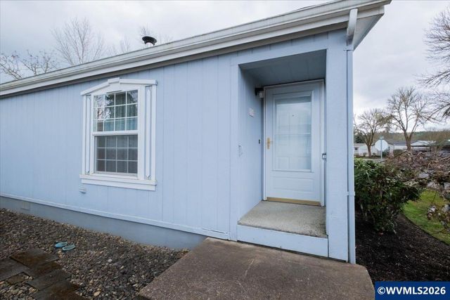 1401 W Ellendale Av 19, Dallas, OR 97338