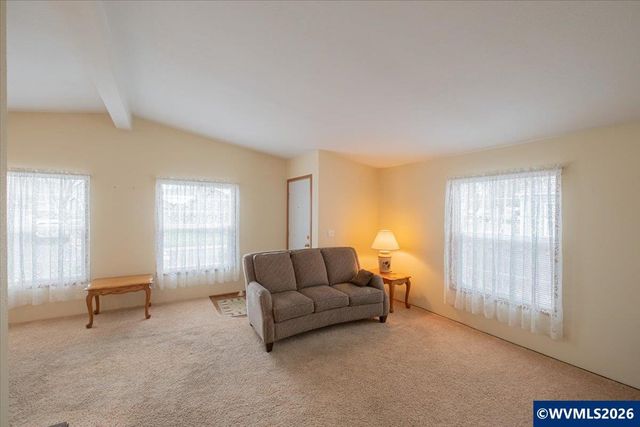 1401 W Ellendale Av 19, Dallas, OR 97338