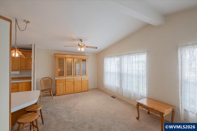 1401 W Ellendale Av 19, Dallas, OR 97338