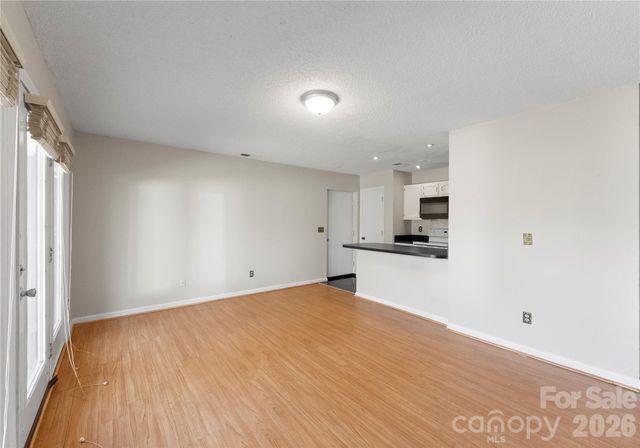 6101 Meadow Rose Lane A, Charlotte, NC 28215