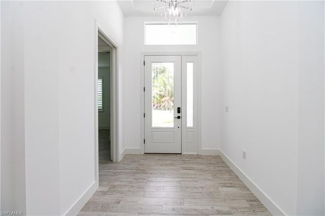1371 Michigan AVE, Naples, FL 34103