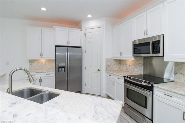 1371 Michigan AVE, Naples, FL 34103