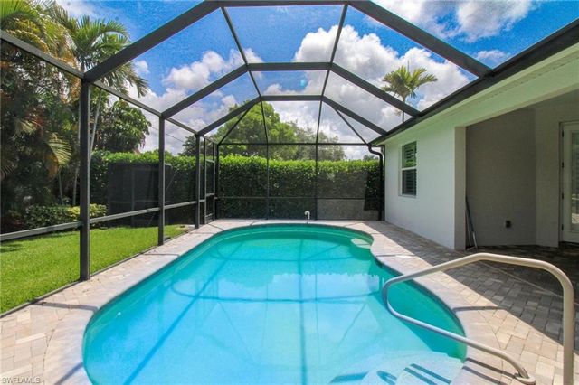 1371 Michigan AVE, Naples, FL 34103