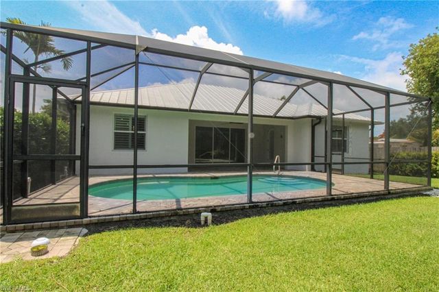 1371 Michigan AVE, Naples, FL 34103