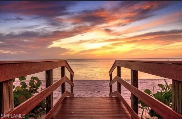 1371 Michigan AVE, Naples, FL 34103