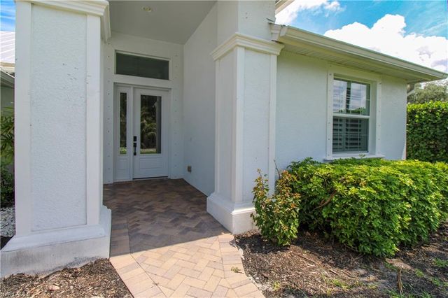 1371 Michigan AVE, Naples, FL 34103