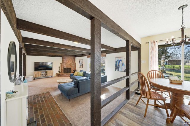 4025 SE 29th ST, Topeka, KS 66605