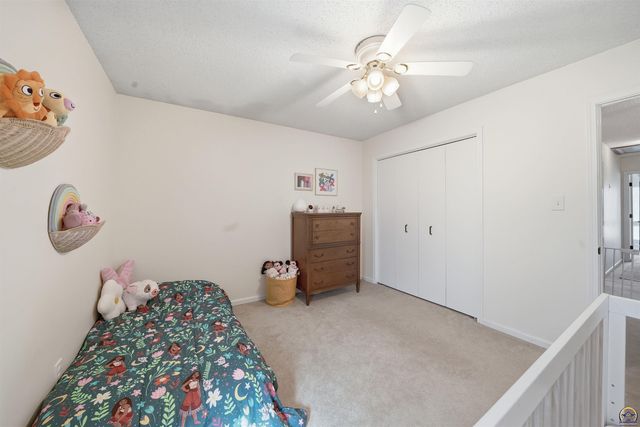 4025 SE 29th ST, Topeka, KS 66605