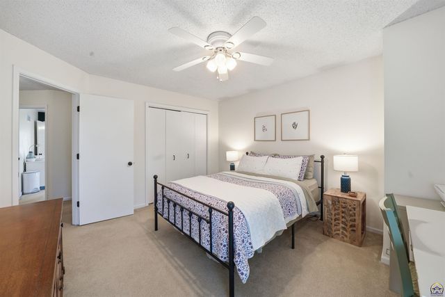 4025 SE 29th ST, Topeka, KS 66605