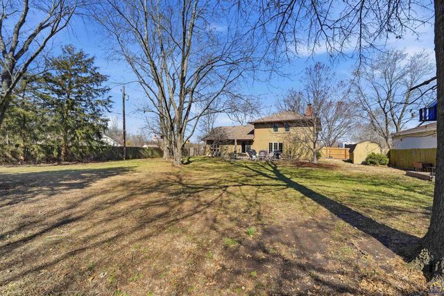 4025 SE 29th ST, Topeka, KS 66605