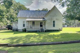 27 Smith Street, Locust Grove, GA 30248