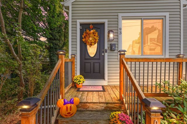 93 Washburn Street, Taunton, MA 02780