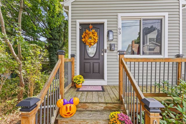 93 Washburn Street, Taunton, MA 02780