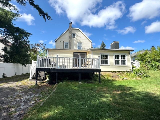 3949 WOOD Street, Erie, PA 16509