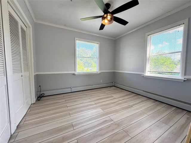 3949 WOOD Street, Erie, PA 16509