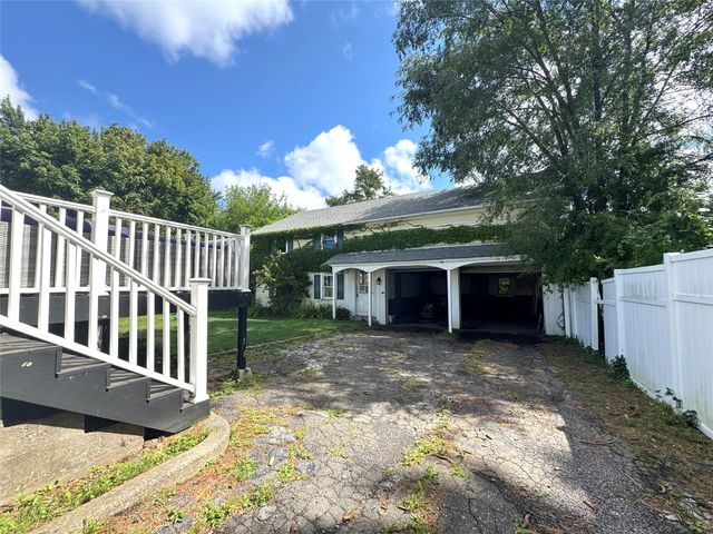 3949 WOOD Street, Erie, PA 16509