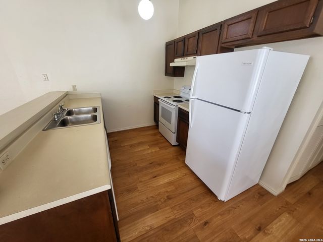 8427 Cranberry Hl Unit 2, San Antonio, TX 78254