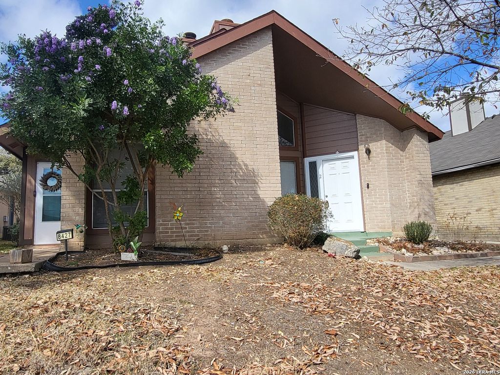 8427 Cranberry Hl Unit 2, San Antonio, TX 78254