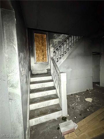 2240 E 90th Street, Cleveland, OH 44106