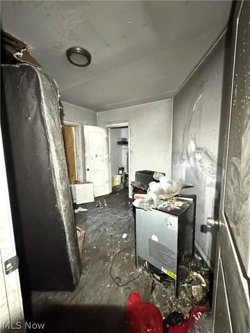 2240 E 90th Street, Cleveland, OH 44106