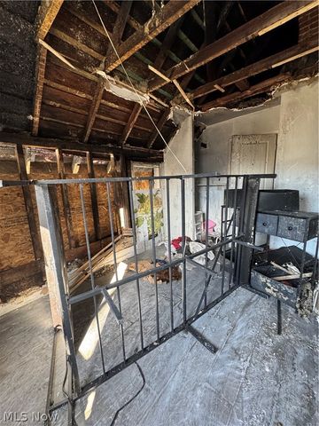 2240 E 90th Street, Cleveland, OH 44106