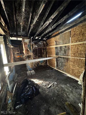 2240 E 90th Street, Cleveland, OH 44106