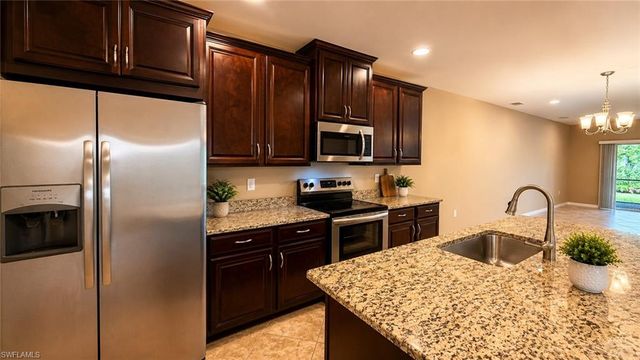 4391 Dutchess Park RD, Fort Myers, FL 33916