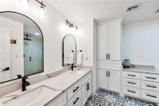 603 E Avenue C, Port Aransas, TX 78373