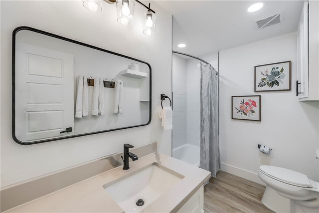 603 E Avenue C, Port Aransas, TX 78373