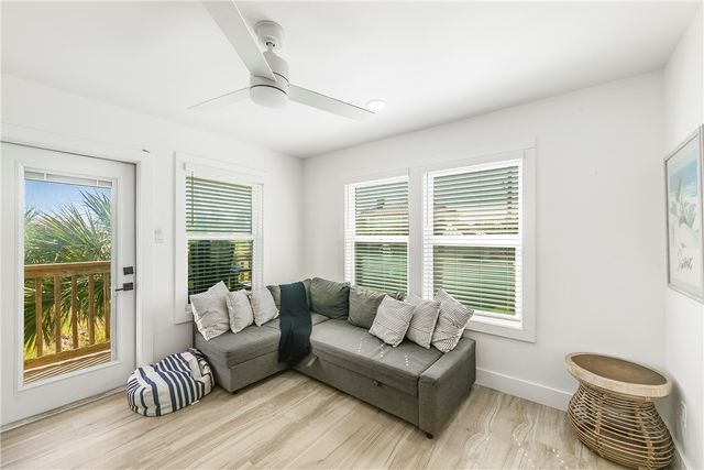 603 E Avenue C, Port Aransas, TX 78373