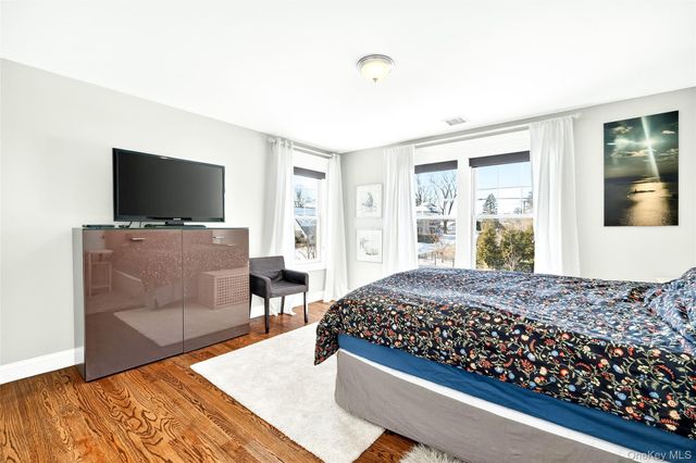 342 Willis Avenue, Hawthorne, NY 10532