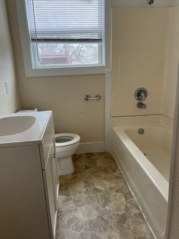 7416 Gaston Avenue, Fort Worth, TX 76116