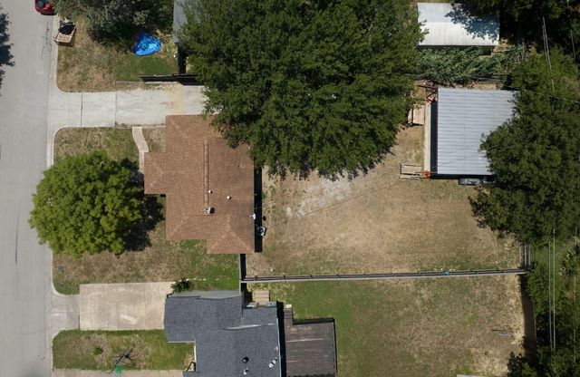 7416 Gaston Avenue, Fort Worth, TX 76116