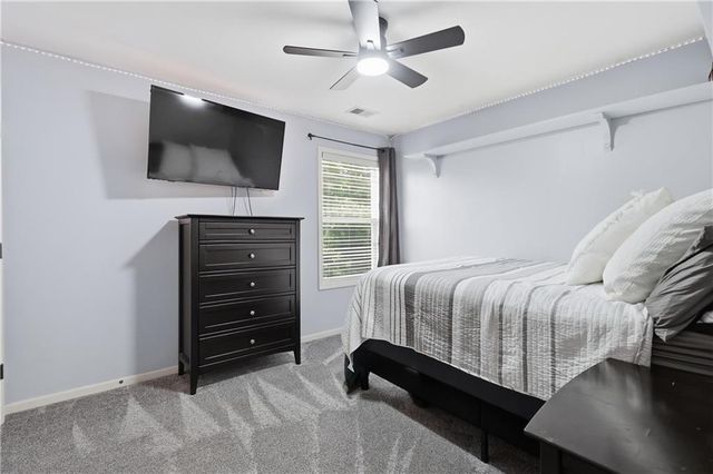 2007 Sequoia Drive, Raymore, MO 64083