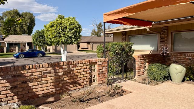 10015 W MOUNTAIN VIEW Road, Sun City, AZ 85351