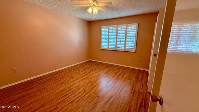 10015 W MOUNTAIN VIEW Road, Sun City, AZ 85351