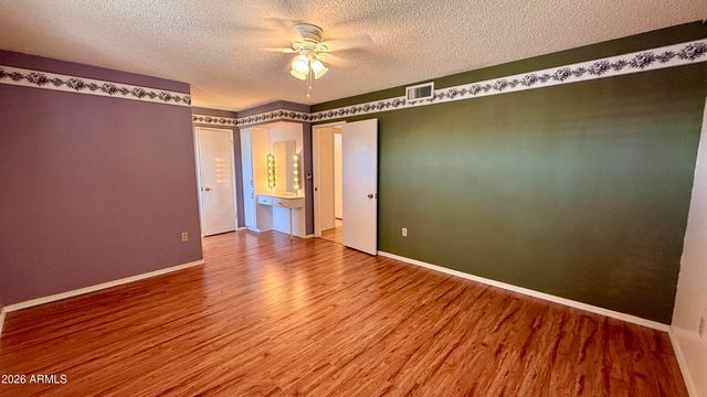 10015 W MOUNTAIN VIEW Road, Sun City, AZ 85351