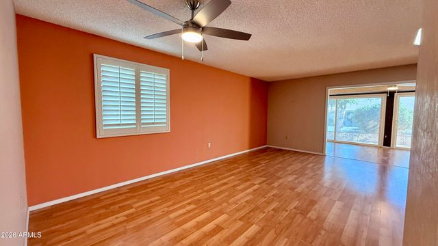 10015 W MOUNTAIN VIEW Road, Sun City, AZ 85351