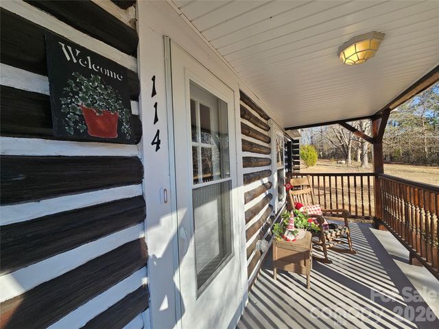 114 Beacon Hill, Ellenboro, NC 28040