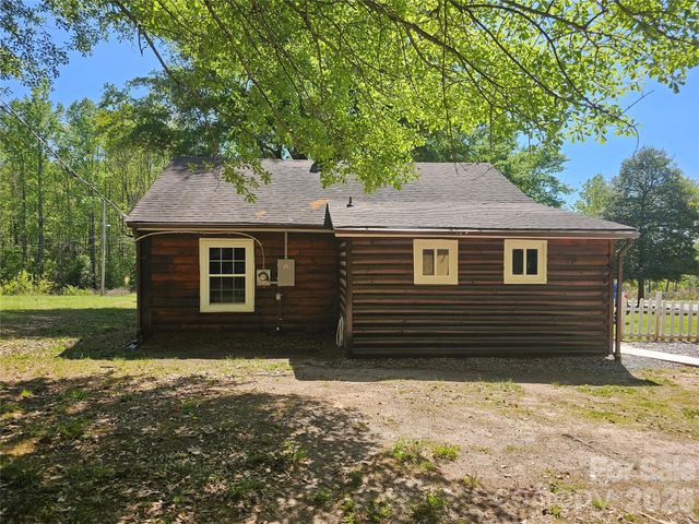 114 Beacon Hill, Ellenboro, NC 28040