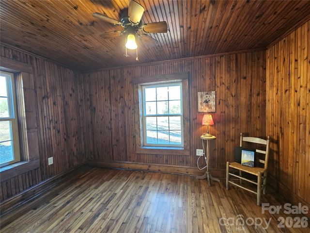 114 Beacon Hill, Ellenboro, NC 28040
