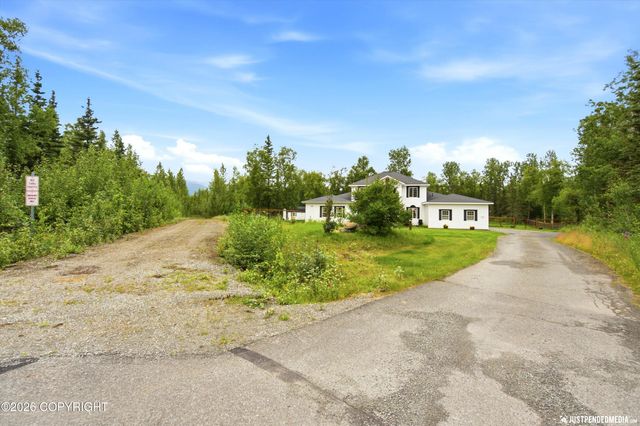 1711 E Colt Circle, Wasilla, AK 99654