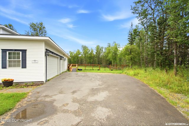 1711 E Colt Circle, Wasilla, AK 99654